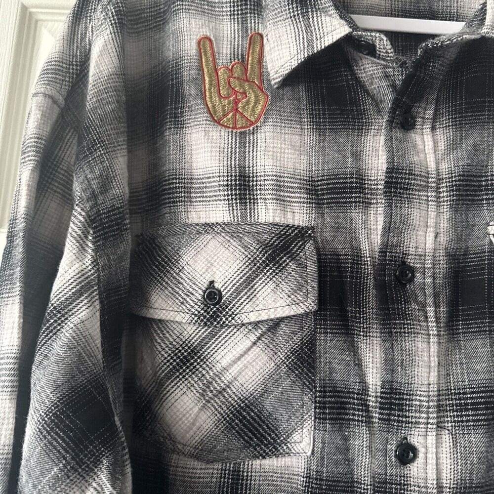 Plaid Flannel Shirt 3XL Embroidered Skull Rose Black White  Long Sleeve Nova Men - Picture 4 of 16
